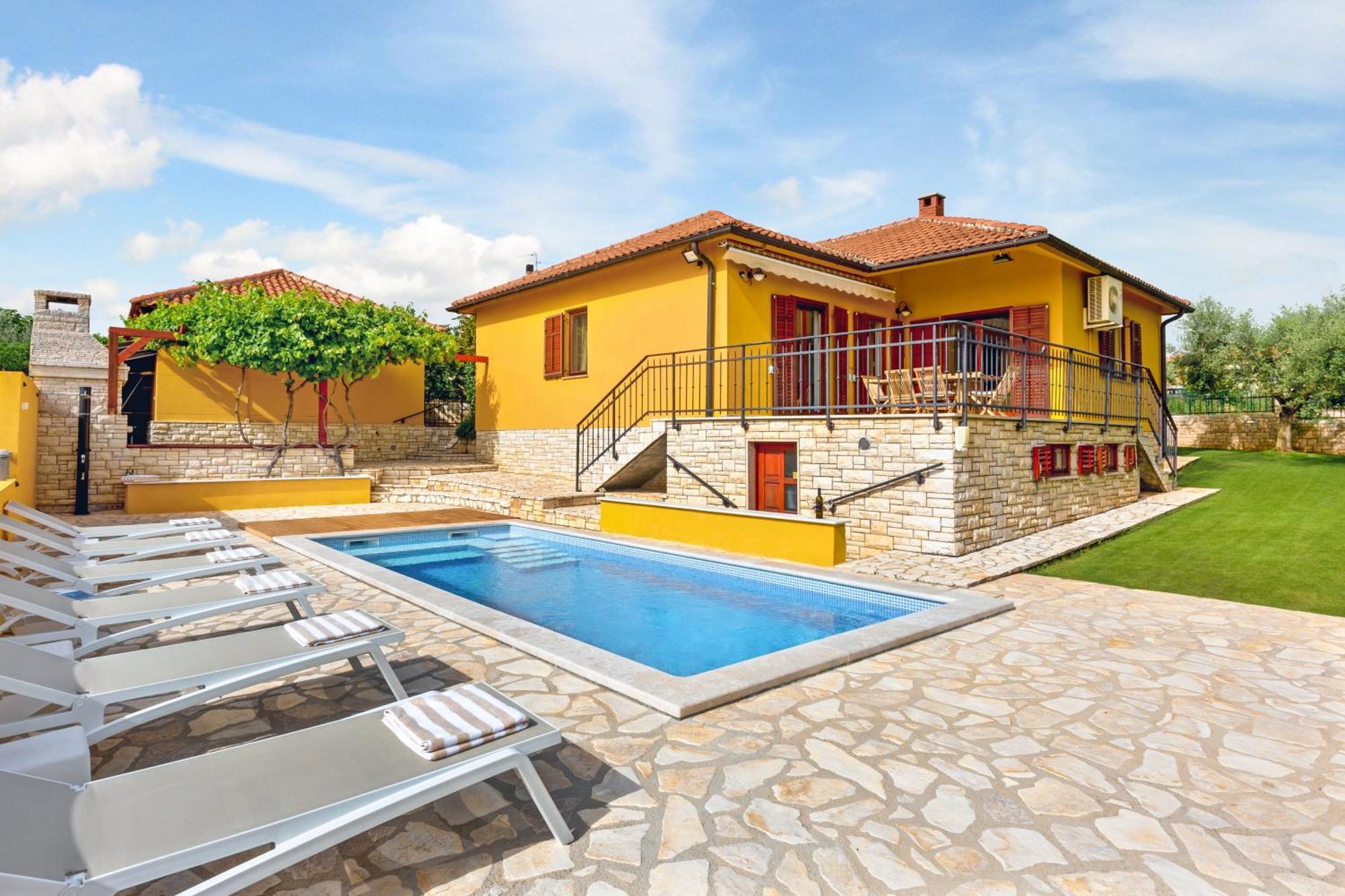 Istria Seaview Private Pool And Garage By Rentistra Umag